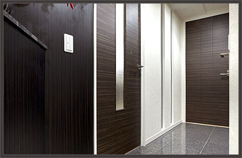Private Entrance ʐ^