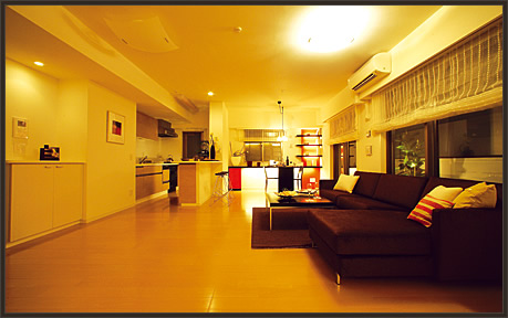 LIVING ROOMC[W